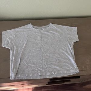 Lululemon crop tee size 4 light grey